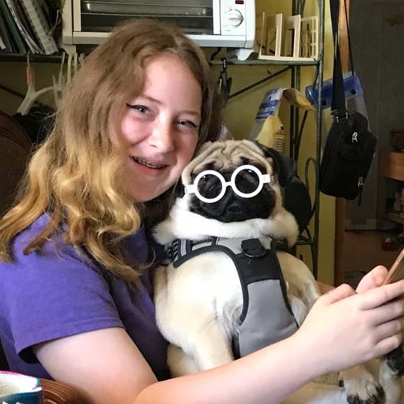 Meet your Posher, Melanie - Picture 3 of 12